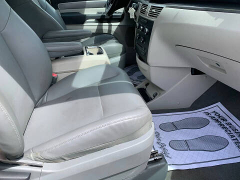 2014 Volkswagen Routan