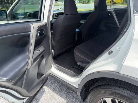 2017 Toyota RAV4 XLE
