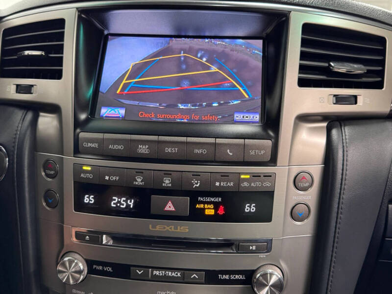 2014 Lexus LX 570
