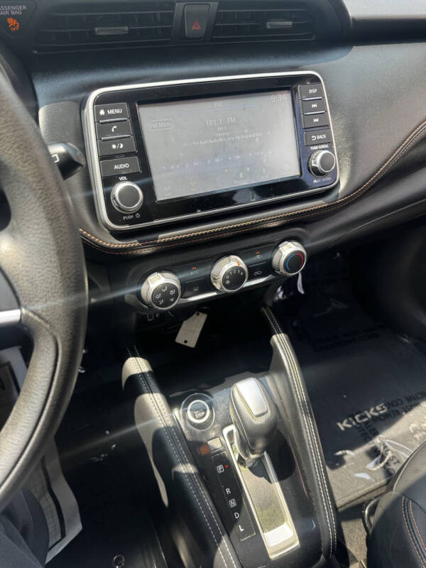 2018 Nissan Kicks S