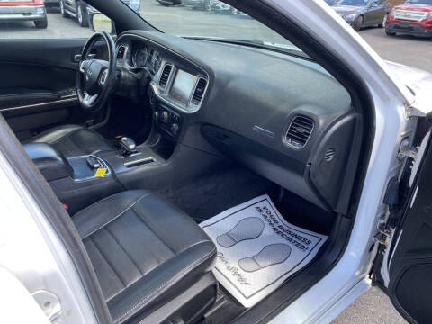 2014 Dodge Charger SXT