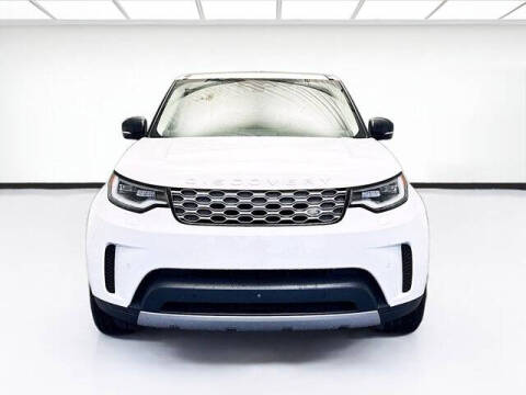 2024 Land Rover Discovery P300 S