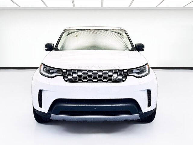 2024 Land Rover Discovery P300 S