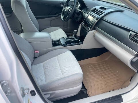 2012 Toyota Camry LE