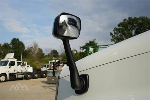 2015 Freightliner Cascadia