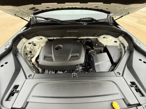 2019 Volvo XC90 T5 Momentum