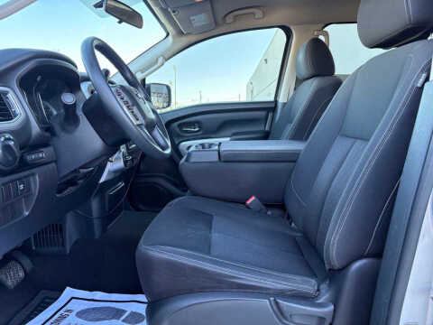 2018 Nissan Titan SV