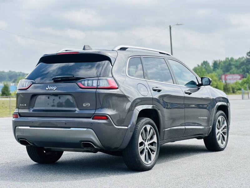 2019 Jeep Cherokee Overland