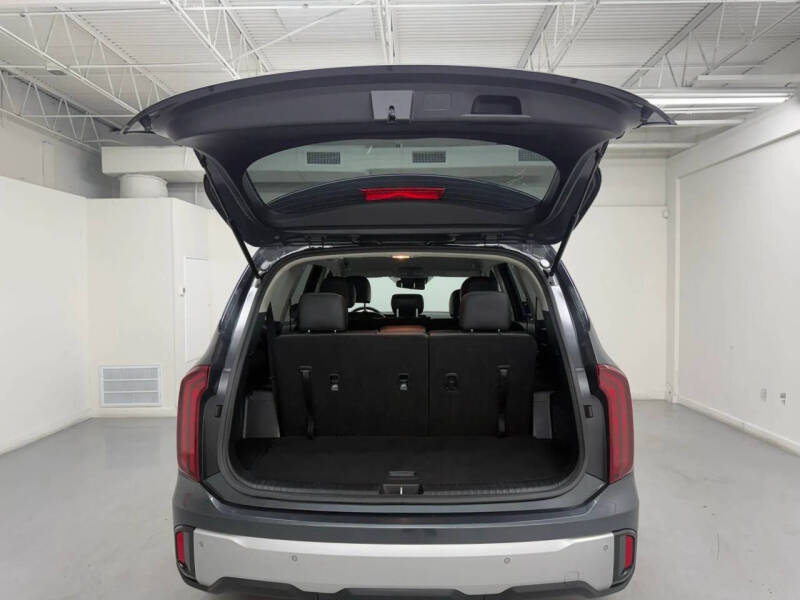 2024 Kia Telluride LX