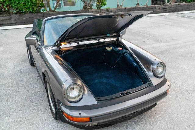 1986 Porsche 911 Carrera