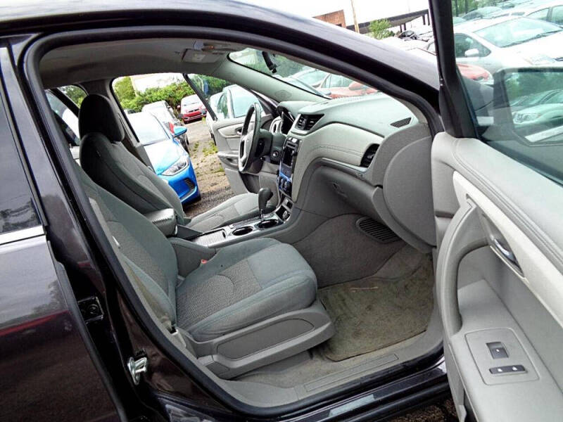 2017 Chevrolet Traverse LT