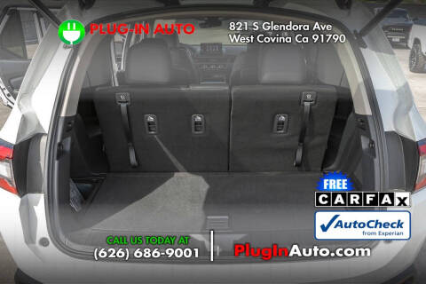 2023 Honda Pilot EX-L w/Rear Captain's Chairs