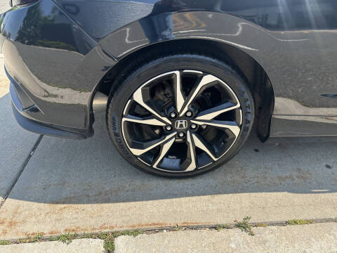2017 Honda Civic Si w/Summer Tires