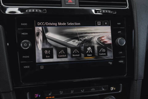 2018 Volkswagen Golf R 4Motion