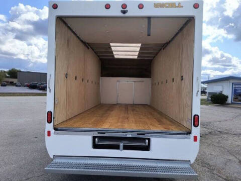 2025 Chevrolet Express 3500