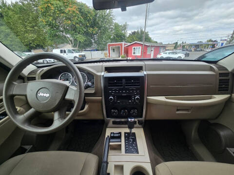 2008 Jeep Liberty Sport