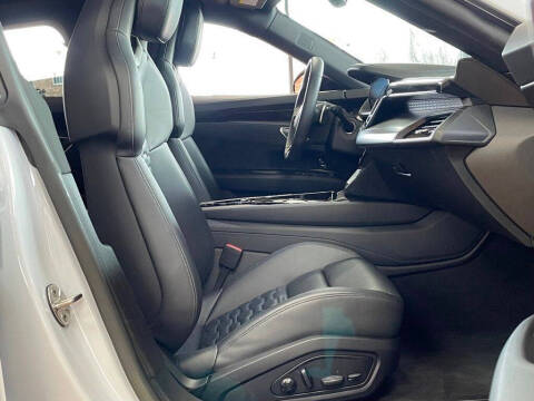 2023 Audi e-tron GT quattro Premium Plus