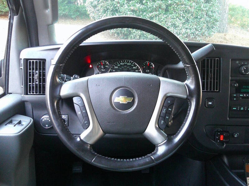 2017 Chevrolet Express LT 3500