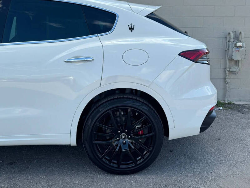 2024 Maserati Levante Modena Ultima