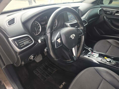 2019 Infiniti QX30 Luxe