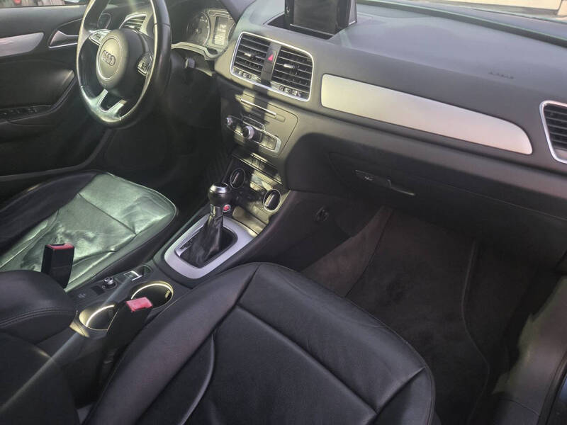 2017 Audi Q3 2.0T Premium