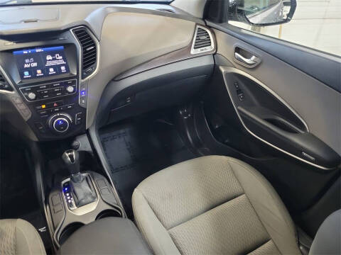 2019 Hyundai Santa Fe XL SE