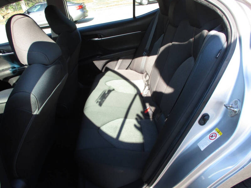 2019 Toyota Camry LE