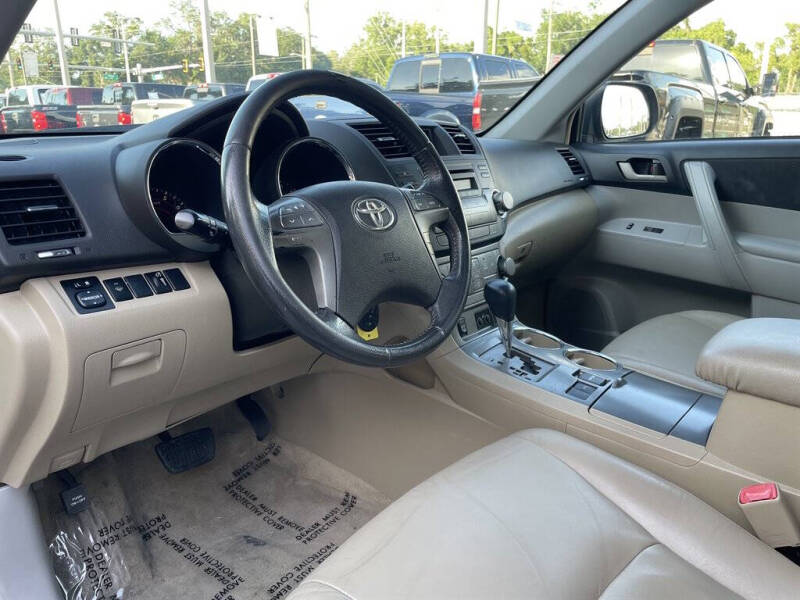 2010 Toyota Highlander SE