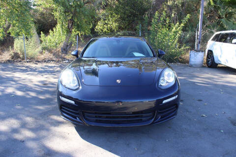 2016 Porsche Panamera Edition