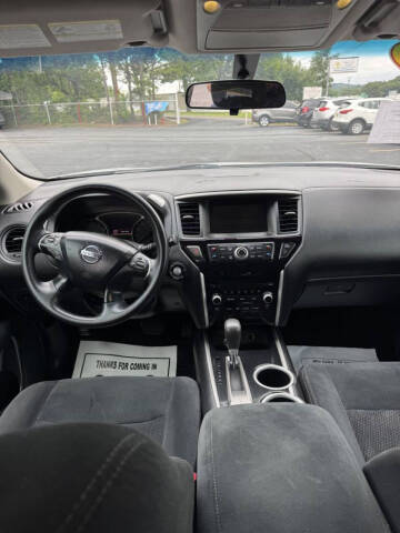 2014 Nissan Pathfinder S