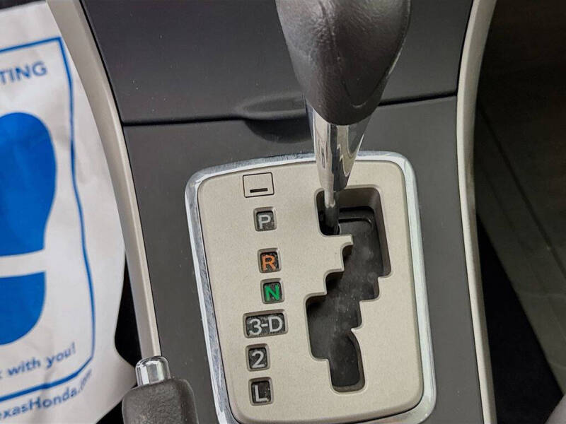 2010 Toyota Corolla LE