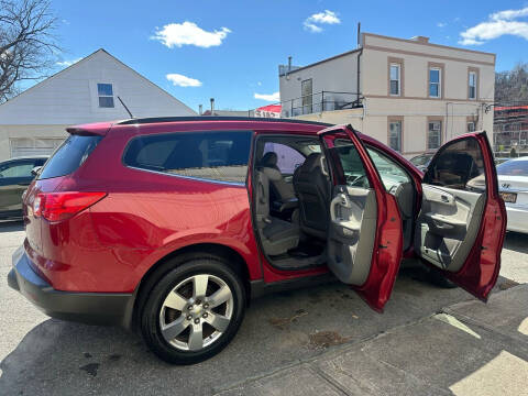 2012 Chevrolet Traverse LT