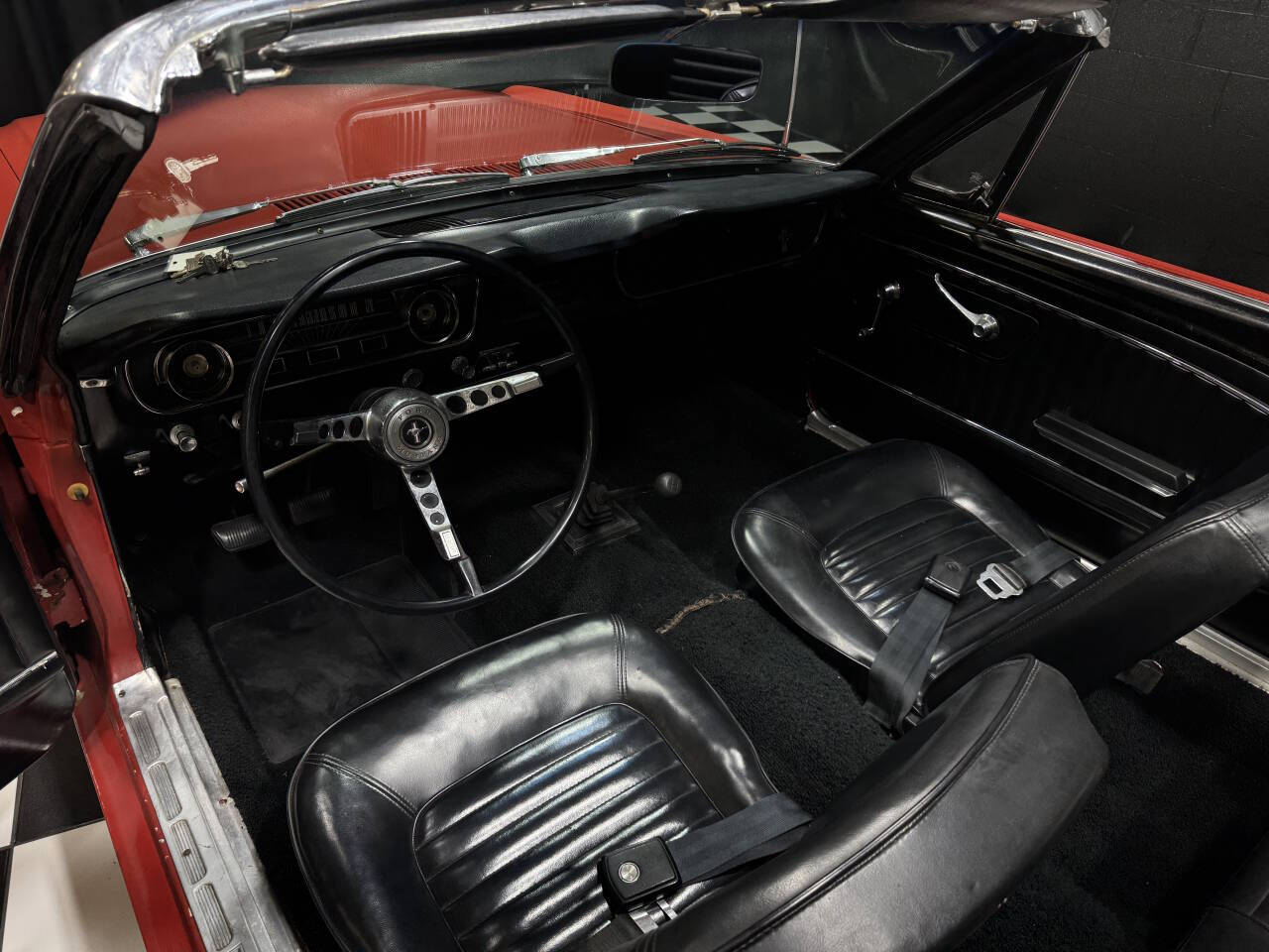 1965 Ford Mustang 2