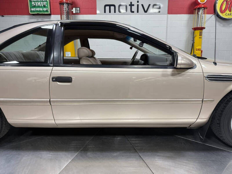 1993 Ford Thunderbird LX