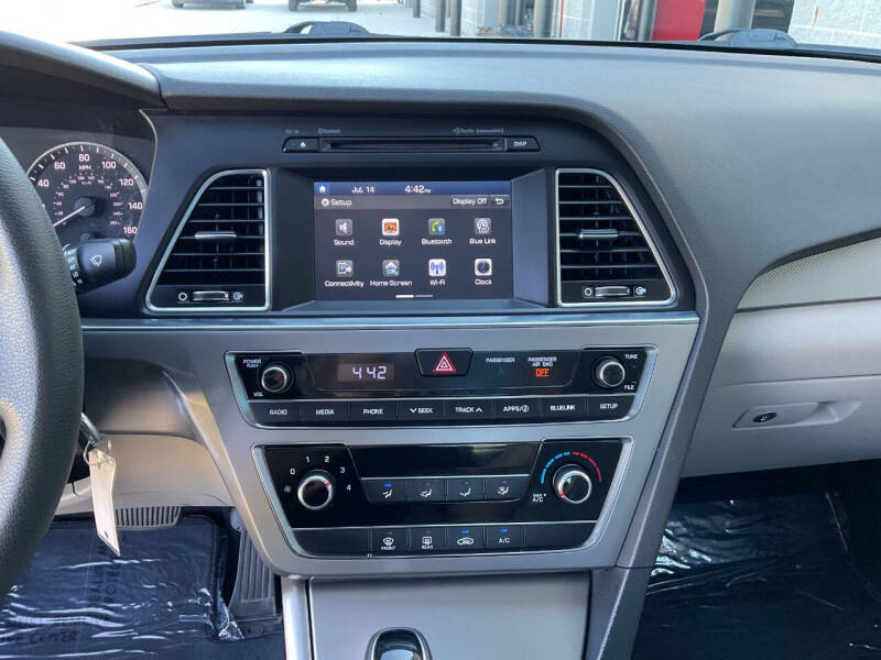2017 Hyundai Sonata SE