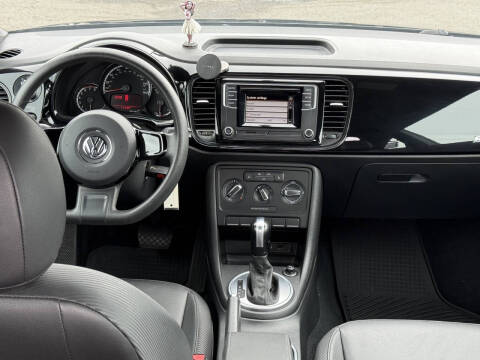 2016 Volkswagen Beetle 1.8T Classic PZEV