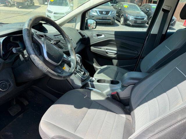 2015 Ford C-MAX Hybrid SE