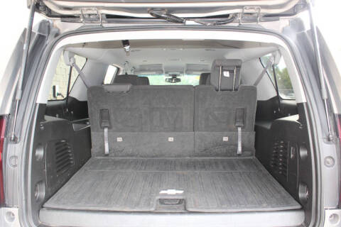 2017 Chevrolet Suburban LS