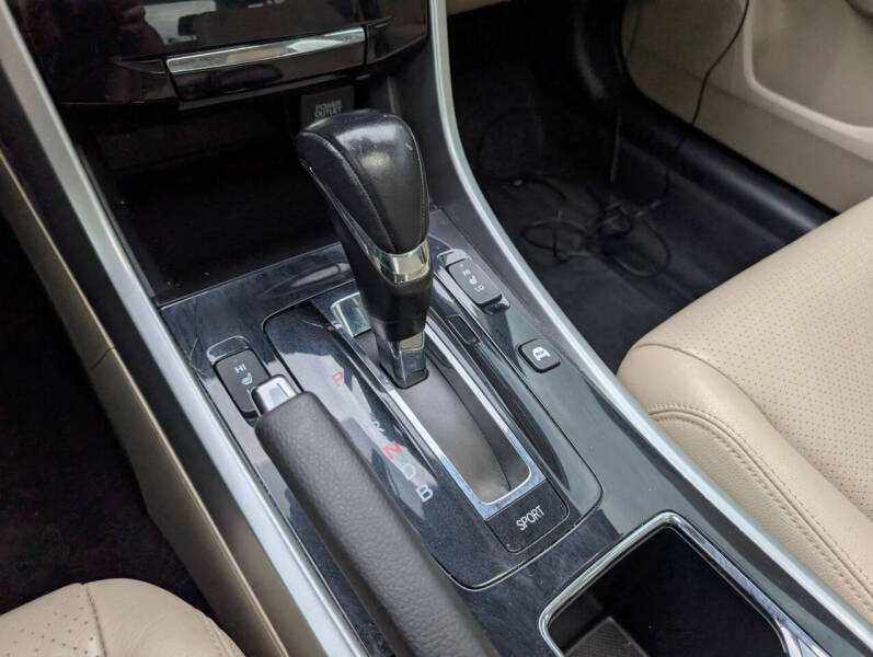 2017 Honda Accord Hybrid Touring