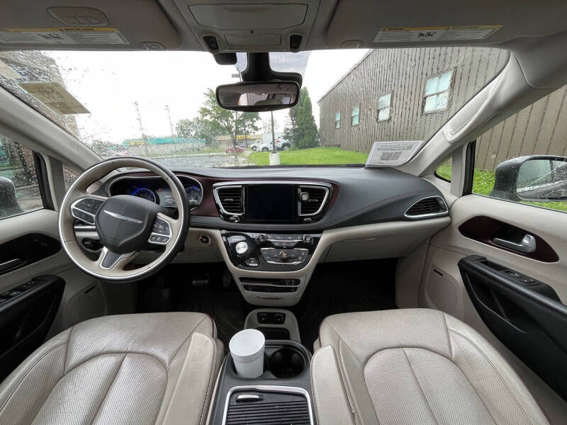 2017 Chrysler Pacifica Limited