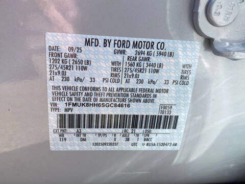 2025 Ford Explorer Platinum