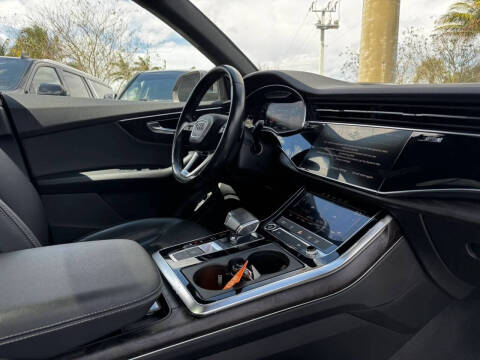 2021 Audi Q8 quattro Premium 55 TFSI