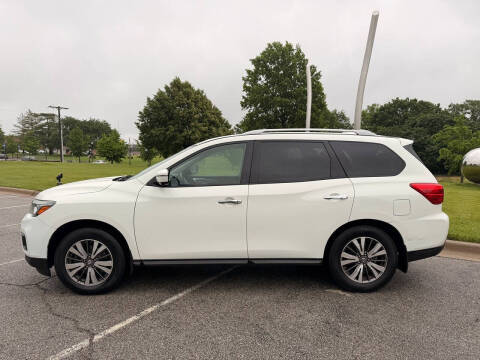 2017 Nissan Pathfinder SL
