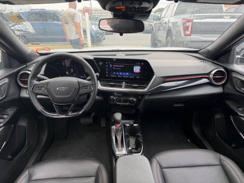 2025 Chevrolet Trax RS