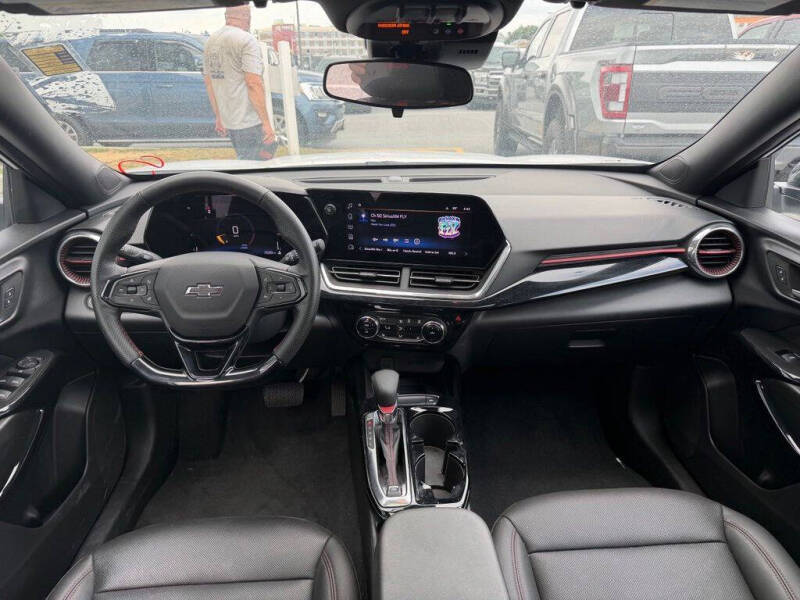 2025 Chevrolet Trax RS