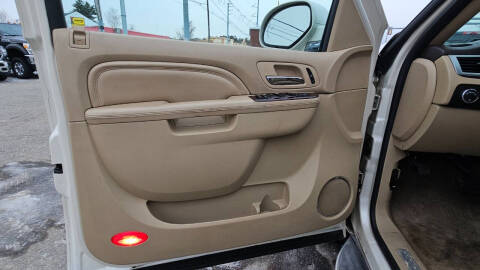 2011 Cadillac Escalade ESV Luxury