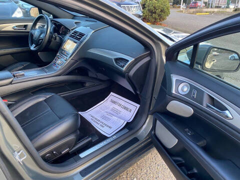 2017 Lincoln MKZ Reserve