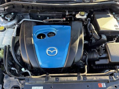 2013 Mazda MAZDA3 i Touring