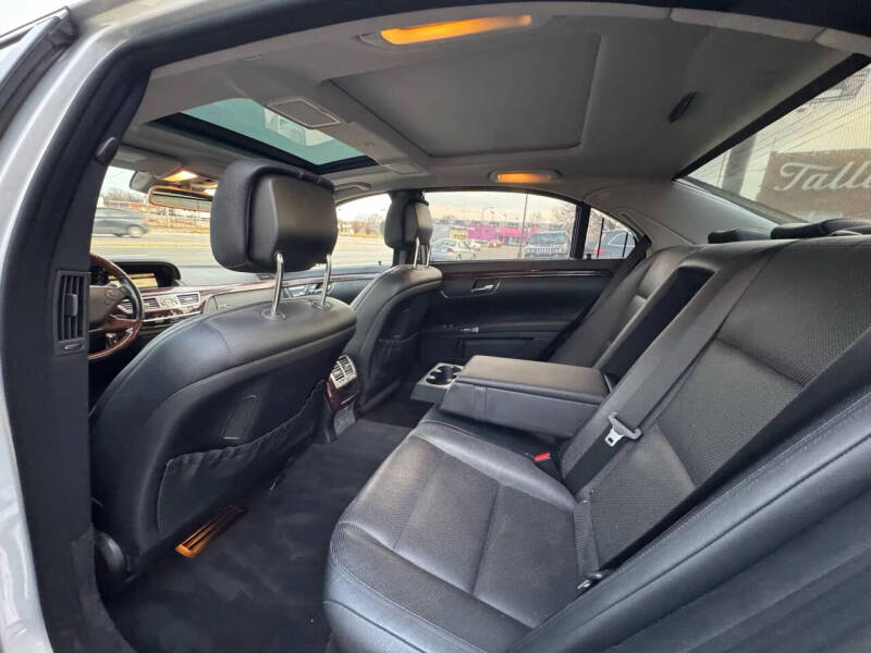 2012 Mercedes-Benz S-Class S 550 4MATIC