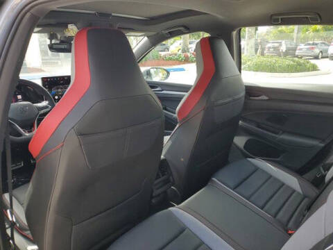 2026 Volkswagen Golf GTI SE